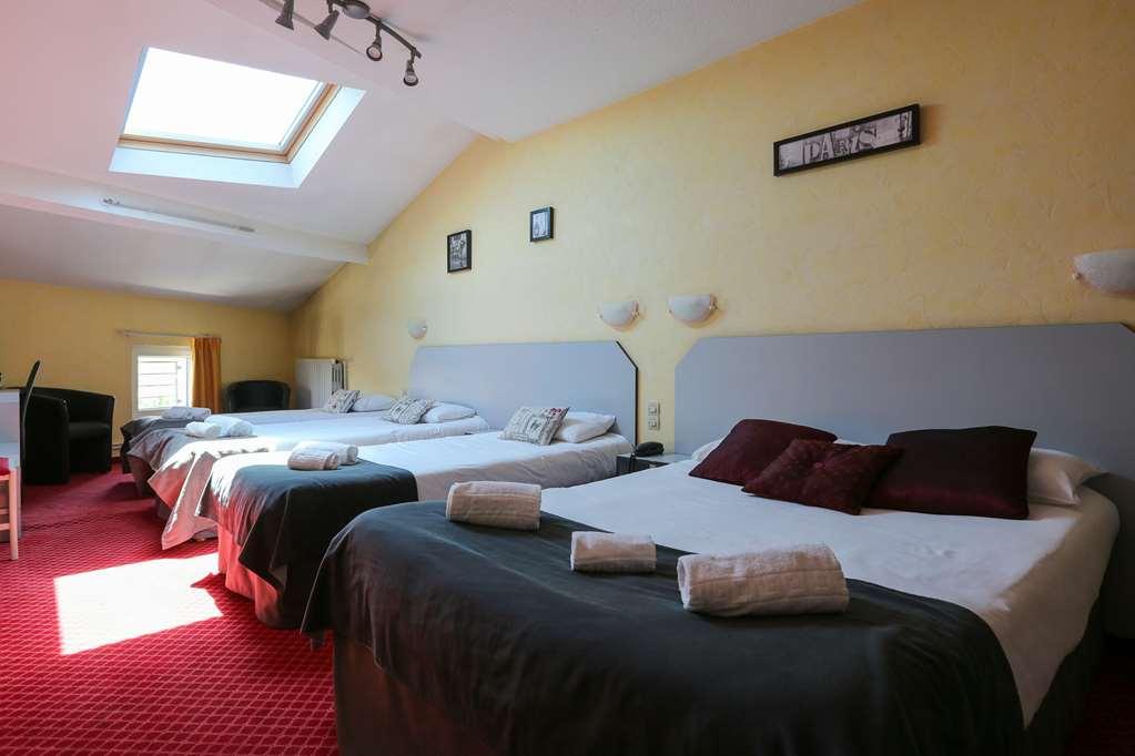 Brit Hotel Bleu Nuit Saintes Szoba fotó